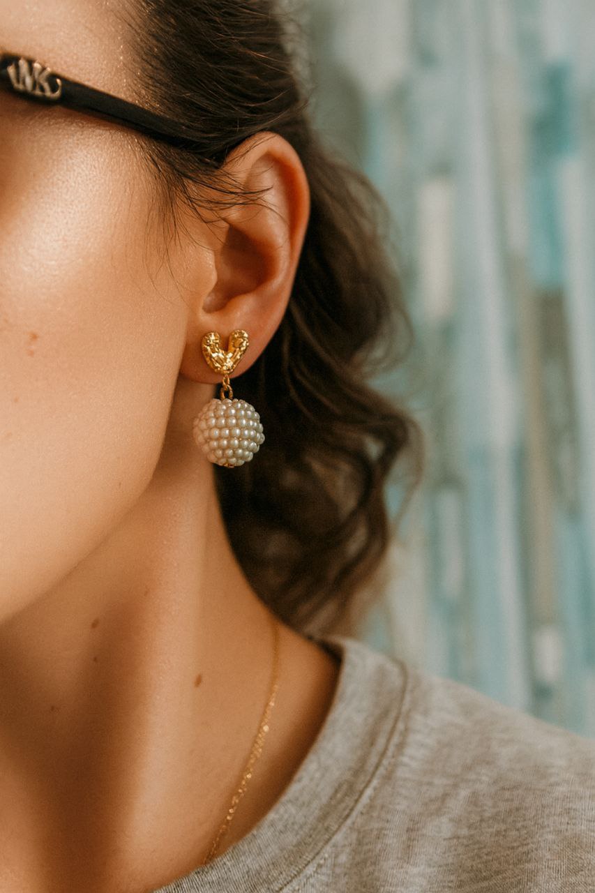 Pendientes Corazón Dorado con Perlas
