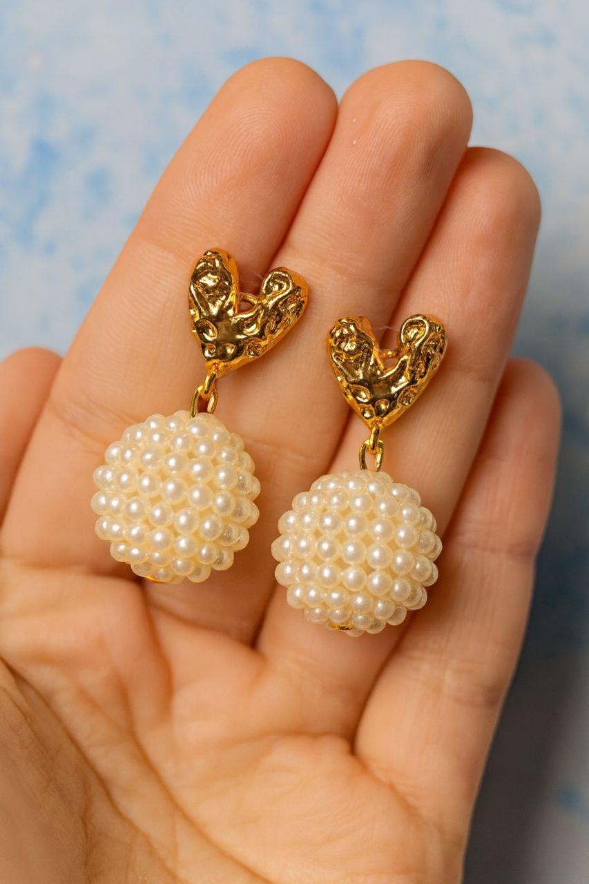 Pendientes Corazón Dorado con Perlas