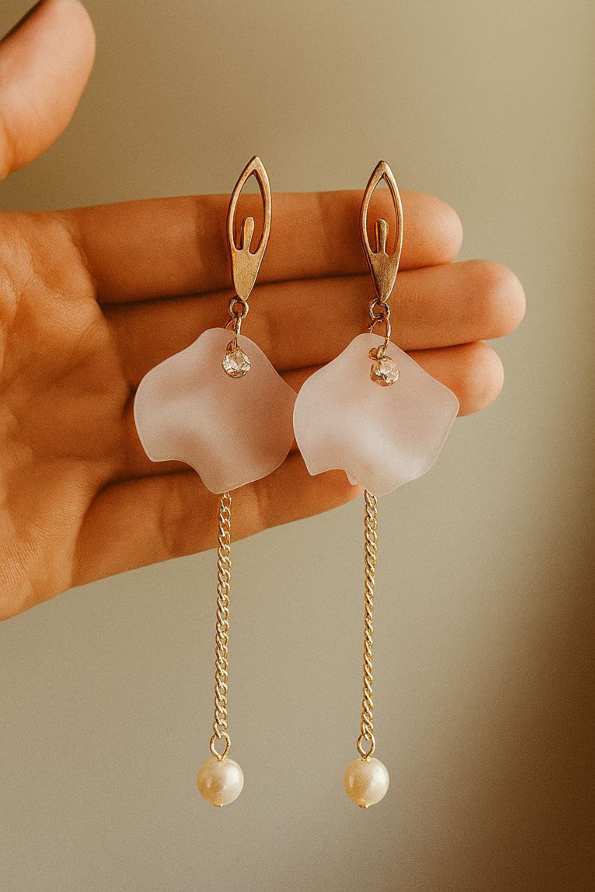 Pendientes Flor Rosa con Cadenas y Perlas