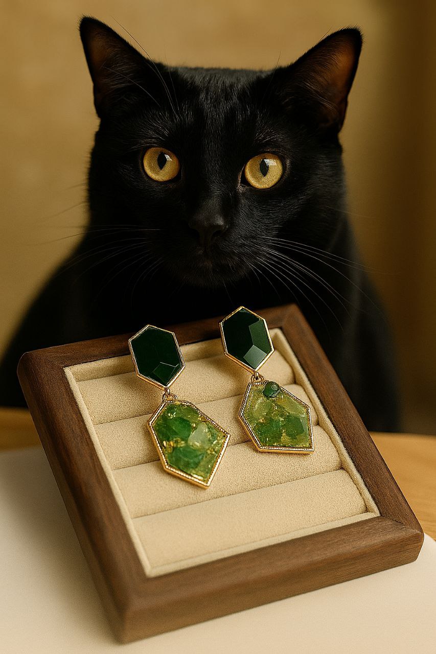Pendientes verdes geométricos