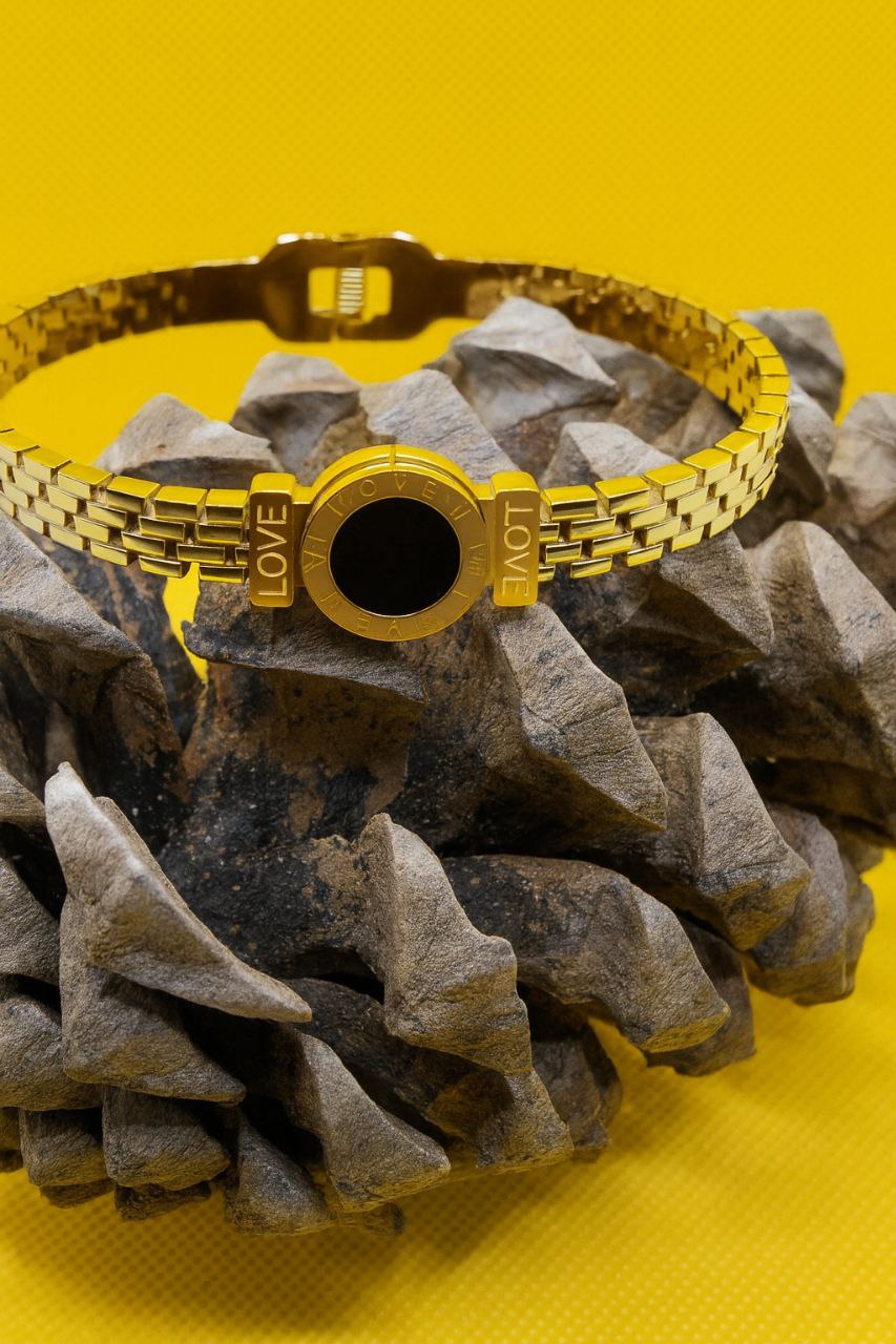 Pulsera Dorada LOVE