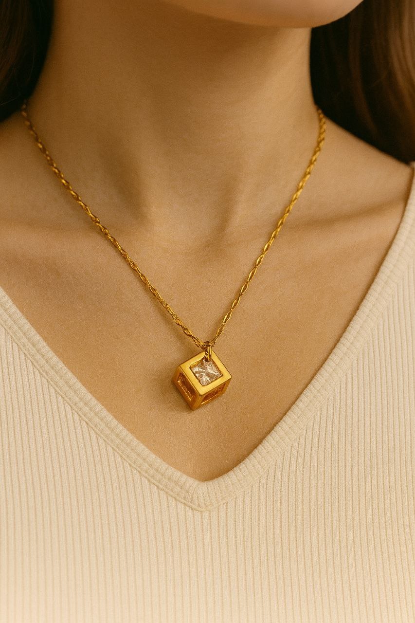 Collar Cubo de Luz