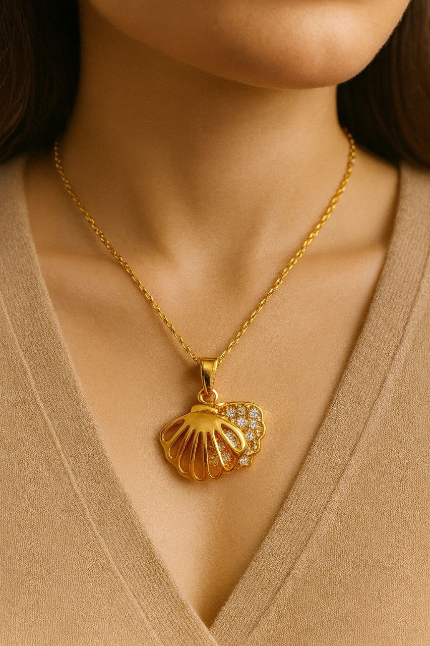Collar Concha Dorada